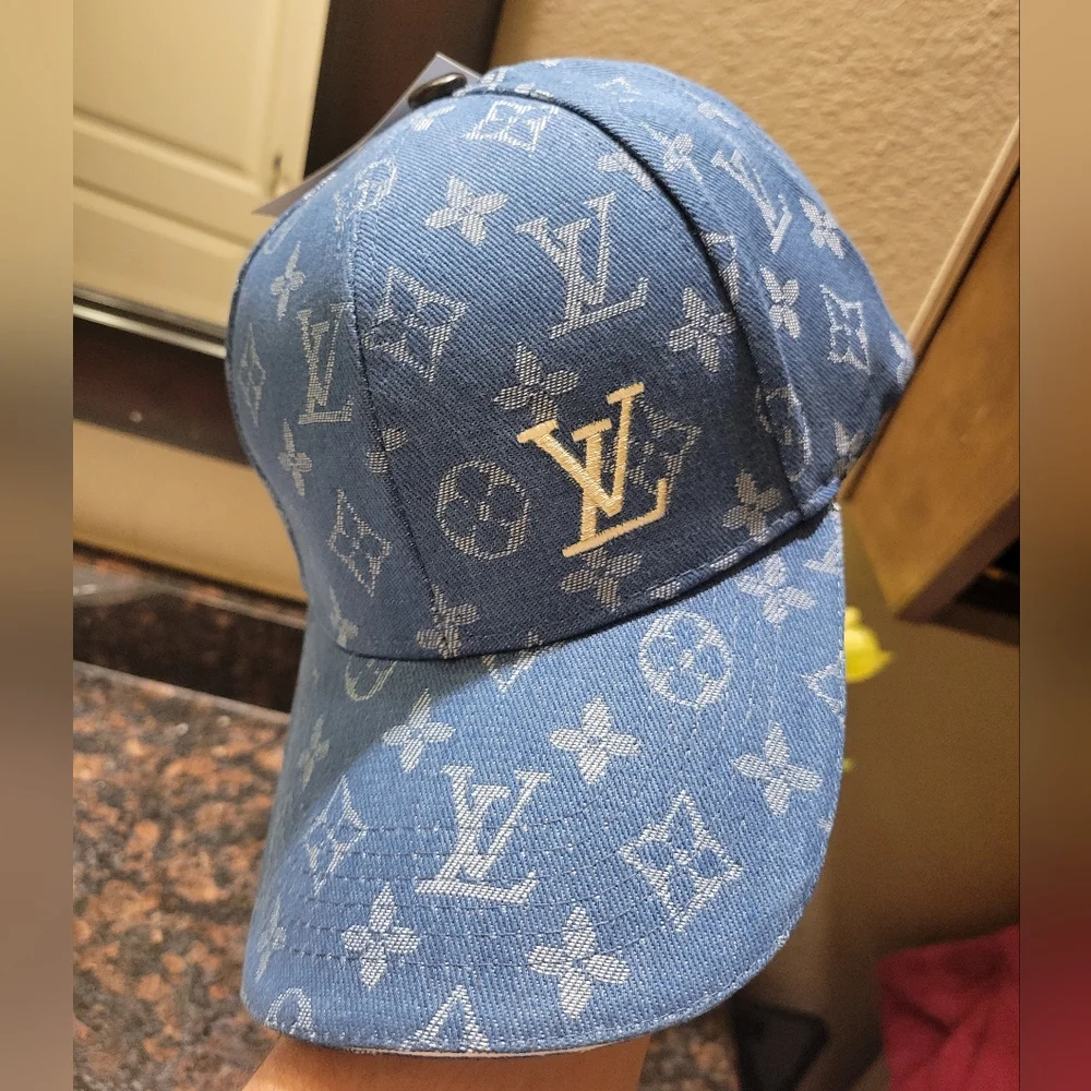 Louis Vuitton Denim Blue Monogram Hat - Picture 10 of 10